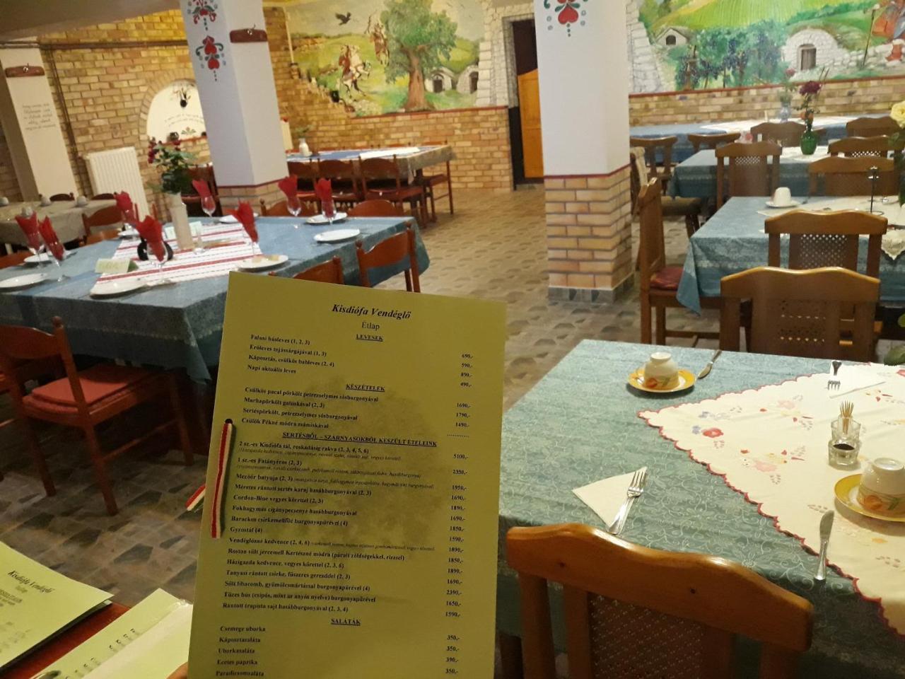 Kisdiófa Panzió és Vendéglő Vajdácska Exterior foto